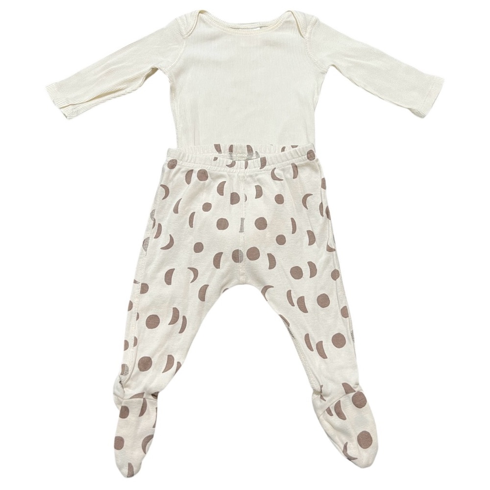 Hanna Andersson Cream Onesie and Moon Pant Set Size 3-6M euc